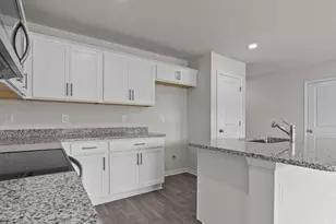 408 Jack Pine St, Thomasville, NC 27360 - Photo 14