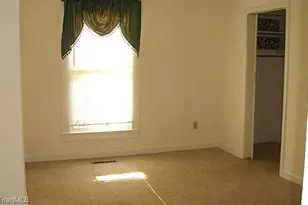 215 Orchard St, Mount Airy, NC 27030 - Photo 4