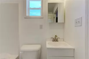 1315 Rosemary St, Reidsville, NC 27320 - Photo 26