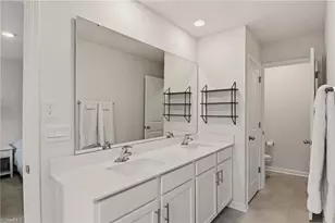 1248 Evelynnview Ln, Kernersville, NC 27284 - Photo 12