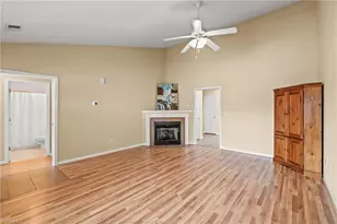 3925 Parkview Ct, Winston-Salem, NC 27127 - Photo 2