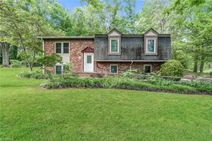 4290 Mashie Dr, Pfafftown, NC 27040 - Photo 1