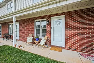 525 Highland Park Dr, Eden, NC 27288 - Photo 4