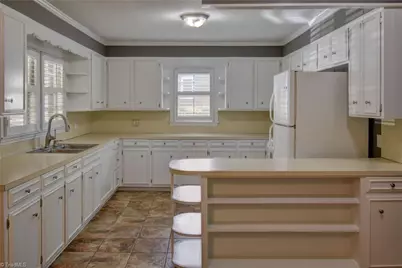 2012 Richardson Drive, Reidsville, NC 27320 - Photo 6
