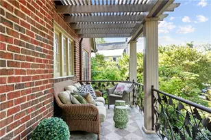 1606 West End Pl, Greensboro, NC 27403 - Photo 2
