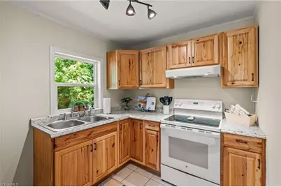 264 Beddington Street, High Point, NC 27260 - Photo 10