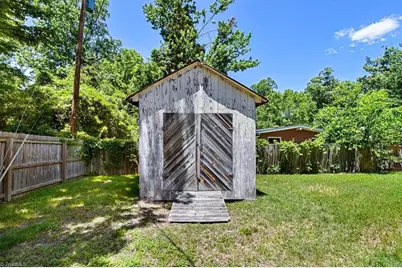 2703 Rockwood Road, Greensboro, NC 27408 - Photo 32