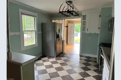 146 Westwood Lane, Elkin, NC 28621 - Photo 6