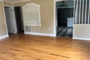 146 Westwood Ln, Elkin, NC 28621 - Photo 4