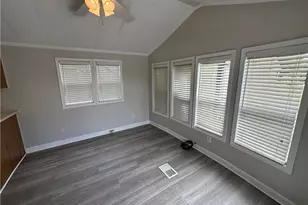 115 Badin Vw Rd, New London, NC 28127 - Photo 4