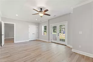 5477 Meadowlark Ct, Winston-Salem, NC 27106 - Photo 8