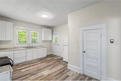 1506 Martin Luther King Jr Drive, Greensboro, NC 27406 - Photo 16