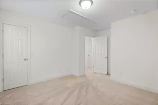 5076 Wyngate Village Dr, Winston-Salem, NC 27103 - Photo 18