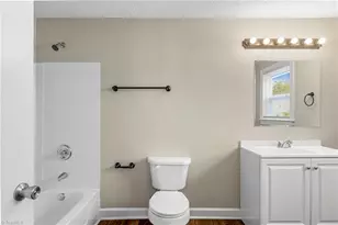 104 S Raleigh St, Greensboro, NC 27401 - Photo 24