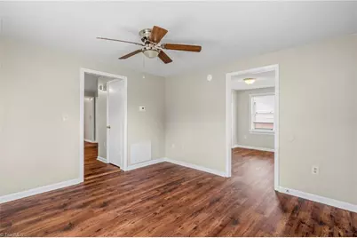 104 S Raleigh Street, Greensboro, NC 27401 - Photo 6