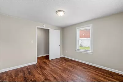 104 S Raleigh Street, Greensboro, NC 27401 - Photo 22