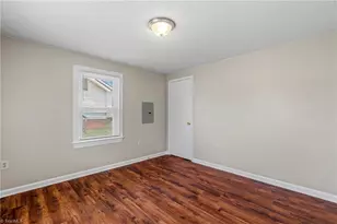 104 S Raleigh St, Greensboro, NC 27401 - Photo 20