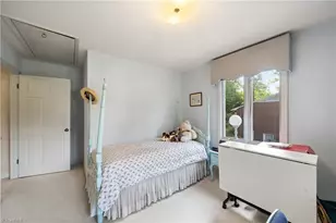 421 Flyntvalley Dr, Winston-Salem, NC 27104 - Photo 28