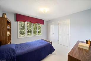 421 Flyntvalley Dr, Winston-Salem, NC 27104 - Photo 24