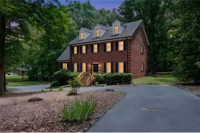 114 Willoughby Park Drive, High Point, NC 27265 - Photo 2