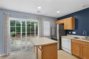 1935 Ray Alexander Dr, Greensboro, NC 27410 - Photo 22
