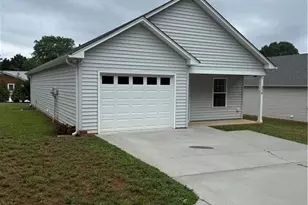 316 Solitude Ln, Winston-Salem, NC 27104 - Photo 2