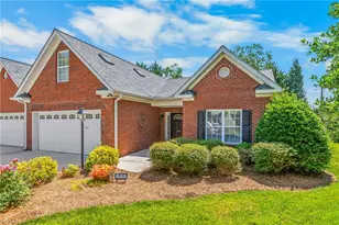 1595 Langdon Village Dr, Clemmons, NC 27012 - Photo 2