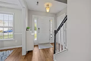 4002 Pepperbush Dr, Greensboro, NC 27405 - Photo 4