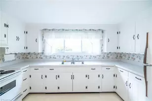 8693 Nc Hwy 88 E, Laurel Springs, NC 28644 - Photo 18