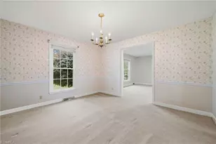 2025 Duckworth Ct, Winston-Salem, NC 27106 - Photo 10