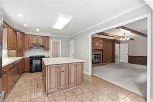 2025 Duckworth Ct, Winston-Salem, NC 27106 - Photo 12