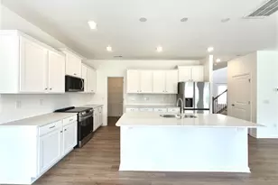 5260 Amaryllis Wy, Winston-Salem, NC 27104 - Photo 6