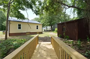 202 Armfield Ave, Asheboro, NC 27203 - Photo 24
