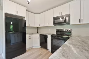 202 Armfield Ave, Asheboro, NC 27203 - Photo 6