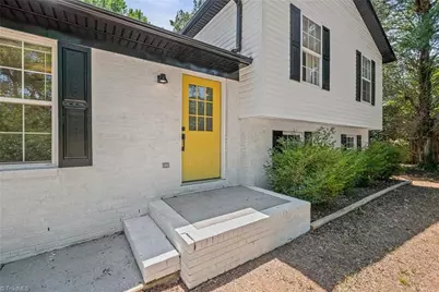 1111 5th Avenue, Lexington, NC 27295 - Photo 4