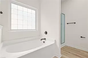 4408 Camden Ridge Dr, Greensboro, NC 27410 - Photo 20