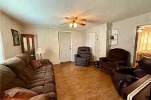 212 S 6th Ave, Mayodan, NC 27027 - Photo 10