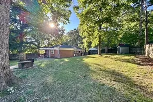 203 Rockspring Dr, Thomasville, NC 27360 - Photo 8