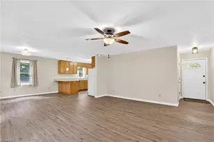 2387 Woodridge Dr, Asheboro, NC 27205 - Photo 6