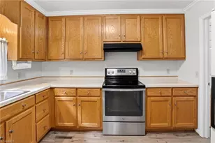 2387 Woodridge Dr, Asheboro, NC 27205 - Photo 12