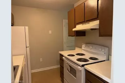 1807 S Scales Street #17, Reidsville, NC 27320 - Photo 6