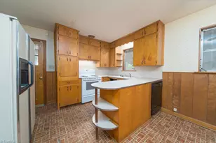 223 Hedgecock Rd, High Point, NC 27265 - Photo 6