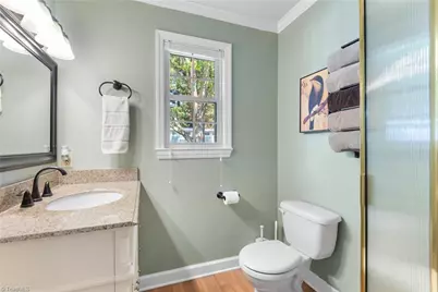 2304 Fairfield Avenue, Greensboro, NC 27408 - Photo 22