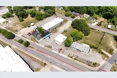 2029 E Market Street, Greensboro, NC 27401 - Photo 22