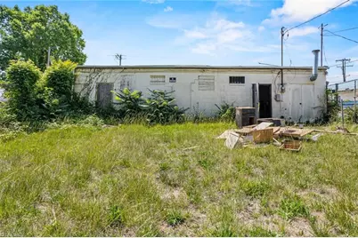 2029 E Market Street, Greensboro, NC 27401 - Photo 4