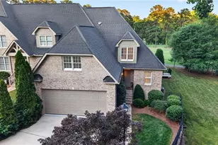 4127 Flagstick Ct, Jamestown, NC 27282 - Photo 2