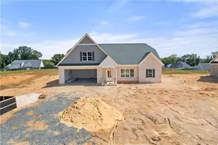 242 Avian Ln, Winston-Salem, NC 27127 - Photo 4