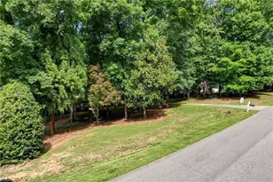 7509 Keating Dr, Oak Ridge, NC 27310 - Photo 34