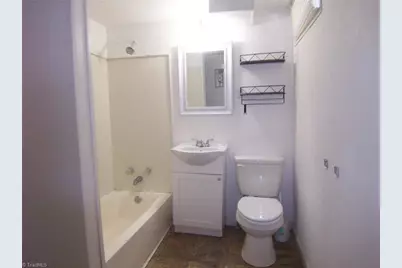 2510 Fairway Drive, Greensboro, NC 27408 - Photo 12