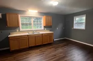 347 Foster St, Burlington, NC 27217 - Photo 1